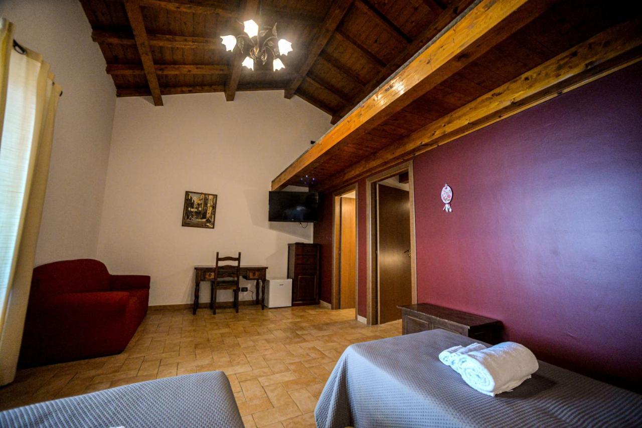 Gasthaus Il Ciliegio Dell 'Etna Giarre Exterior foto