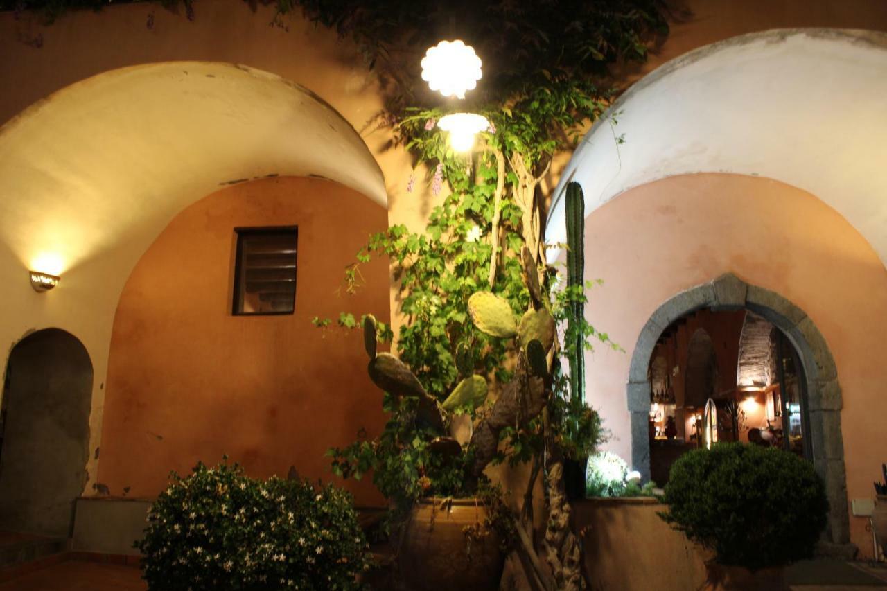Gasthaus Il Ciliegio Dell 'Etna Giarre Exterior foto